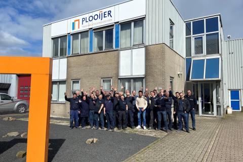 70 jarig bestaan van Plooijer word gevierd met het hele team.